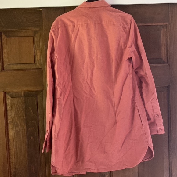L.l. Bean signature long rose colored flannel shacket small - Picture 3 of 3